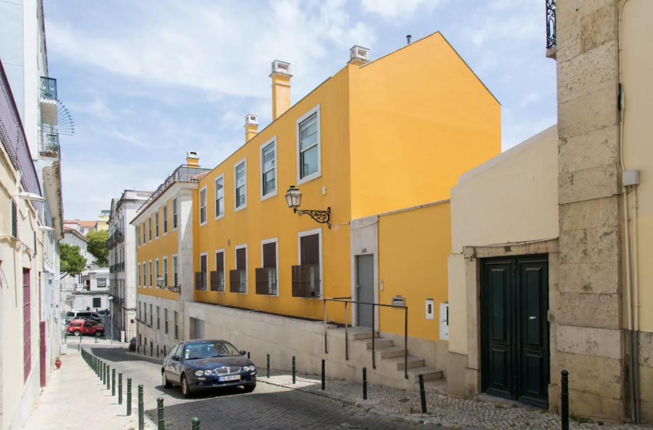 Beautiful 3-Story House In Chiado With A 40M² Private Terrace Apartamento Lisboa Exterior foto